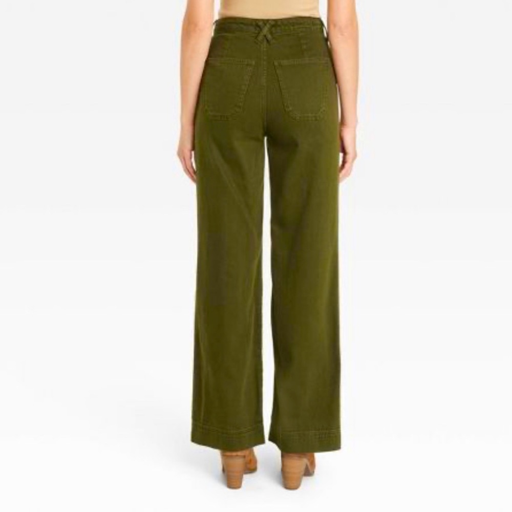 Universal Thread Wide Leg Jeans size 10 in Army Green